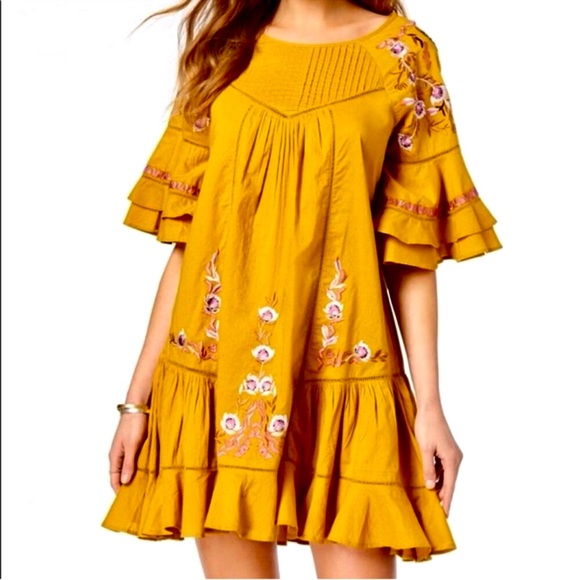 *NWT* FREE PEOPLE Pavlo Dress Gold Embroidered Detail Throughout Fully Lined — M - Picture 1 of 5